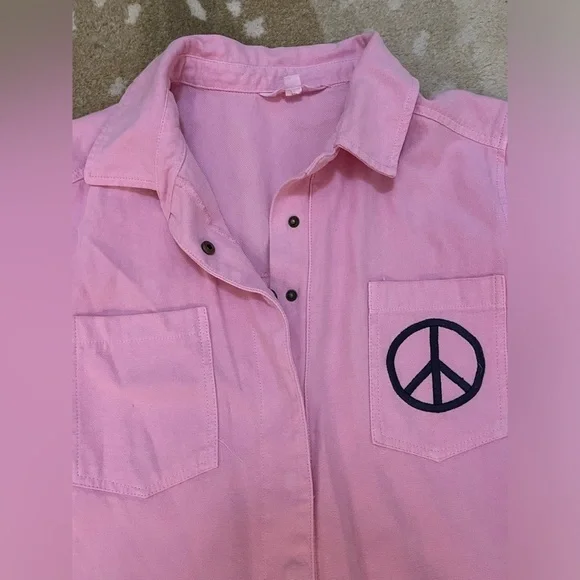 Ascot & Hart pink ribbed embroidered peace sign snap button jumpsuit size small - Picture 5 of 10